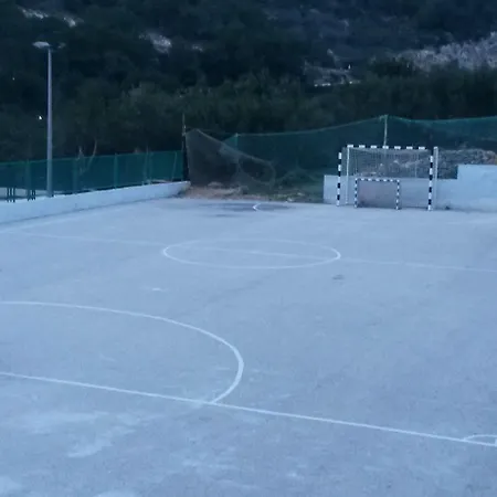 Fortuna Milna (Hvar)