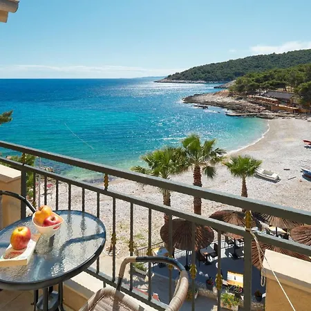 Fortuna 4* Milna (Hvar)