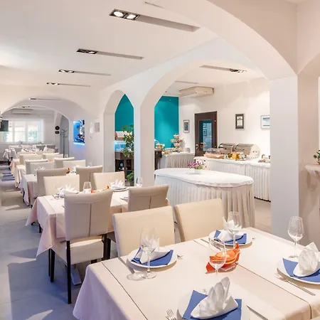 Fortuna 4* Milna (Hvar)