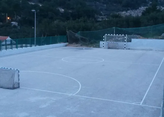 Fortuna Milna (Hvar)