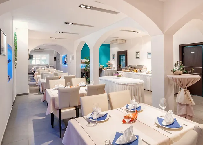 Fortuna 4* Milna (Hvar)